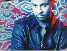 Shaggy signed colour photo. Good condition