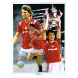 Bryan Robson Man United Hand Signed 16 X 12 Photo. Good condition