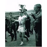 Alan Mullery Tottenham Hotspur Hand Signed 10 X 8 Photo. Good condition