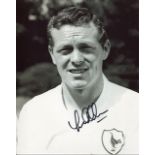 SPURS 8x10 inch photo hand signed by former Spurs star Les Allen. Good Condition