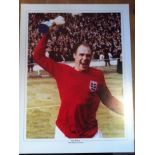 1966 WORLD CUP 16x12 inch photo signed by England 1966 World Cup winner, Ray Wilson. Good Condition