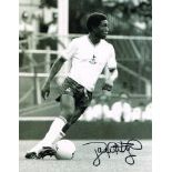 DANNY THOMAS Tottenham hand signed 10 x 8 photo. Good condition