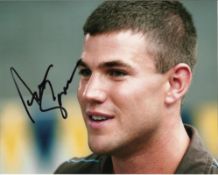 Austin Stowell signed colour 10x8 photo. Good condition