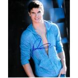 Robbie Amell 8x10 c photo of Robbie, star of the Flash, signed by him in NYC Good condition