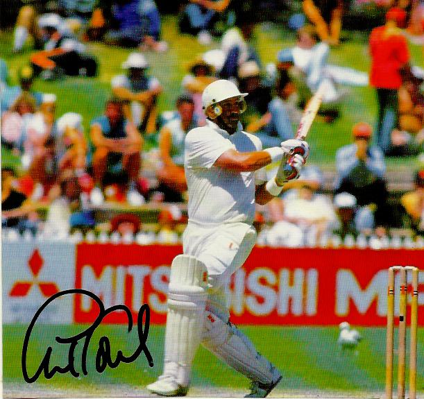 Cricket Test Captains Legends collection 22 top cricket names signed on cards, magazine photos light - Image 4 of 5