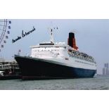 Commodore Ron Warwick QE2 Captain Hand Signed 12 X 8 Good Condition