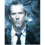 Kevin Bacon 8x10 c photo of Kevin from The Following, signed by him in NYC. Good condition
