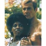 Hendry Gloria James Bond Gloria Hendry signed autograph photo, An 10" x 8" colour photo and signed