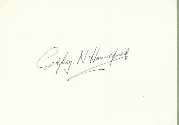 Nobel Prize winners collection 40+ autographs Nicely presented in folder card and photos includes