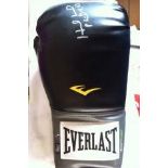 Evander Holyfield: 16oz Everlast boxing glove signed by Evander Holyfield. Obtained 'In Person' at