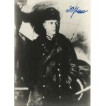 Lieutenant Hans-Georg von der Osten signed rare 6 x 4 vintage b/w portrait photo. He began his