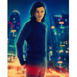 Carlos Valdes 8x10 photo of Carlos from the Flash, signed by him in NYC. Good condition