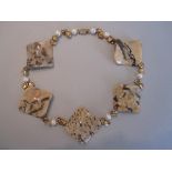 A feldspar and pearl necklace, hand-knotted and composed of five large square and doubly curved