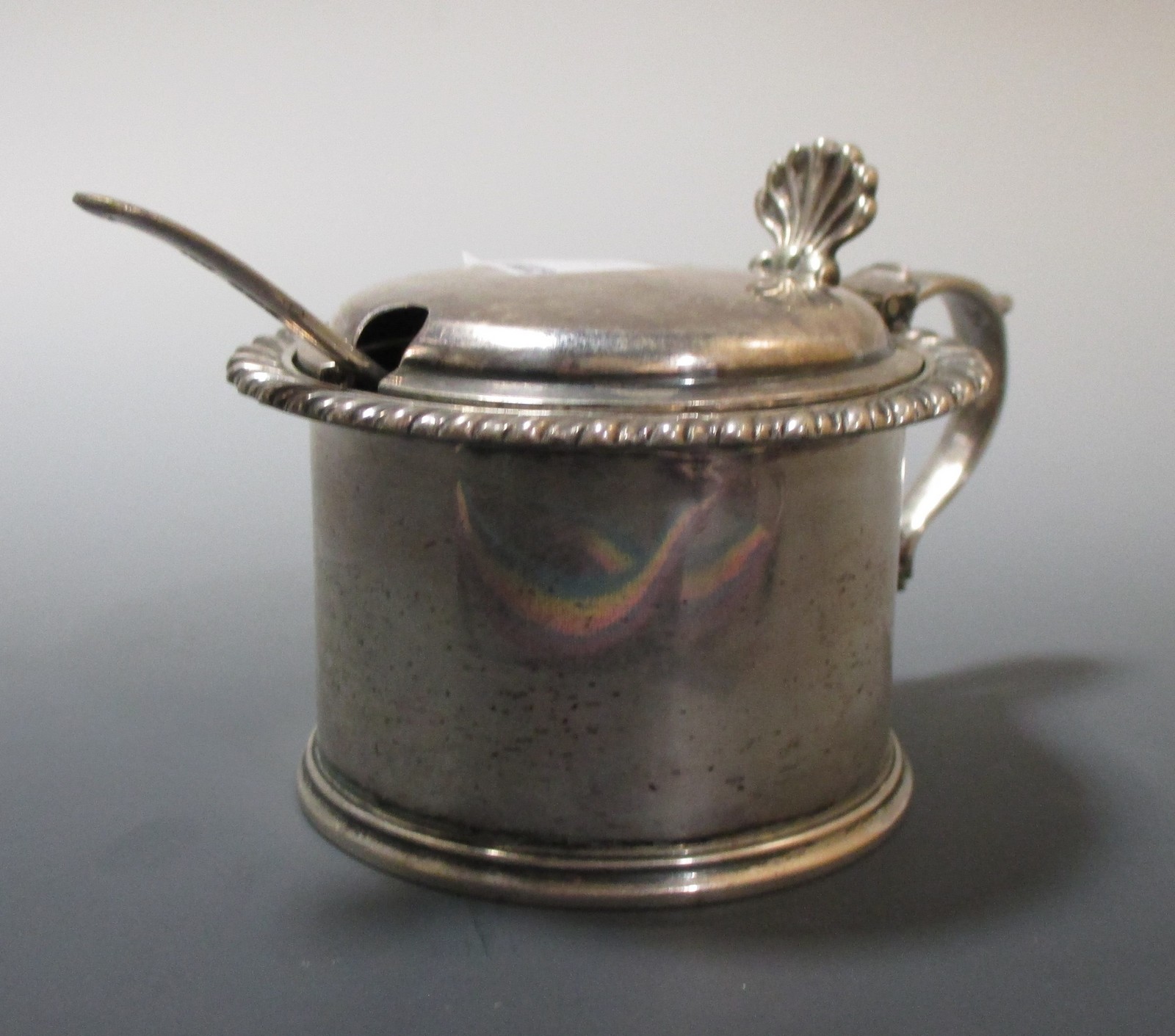 A silver mustard pot, HB Birmingham c.1910