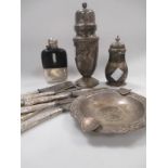 A silver sugar castor, pepper and 10 fruit knives, a brandy flask and an ashtray (13)