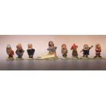 A Wade set of Snow White and the Seven Dwarves (8)