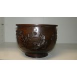 An early 20th century Japanese bronze bowl, 15.5cm (6 in) diameter  Good