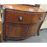 A Victorian mahogany bow front chest of drawers, 84cm high x 102cm wide