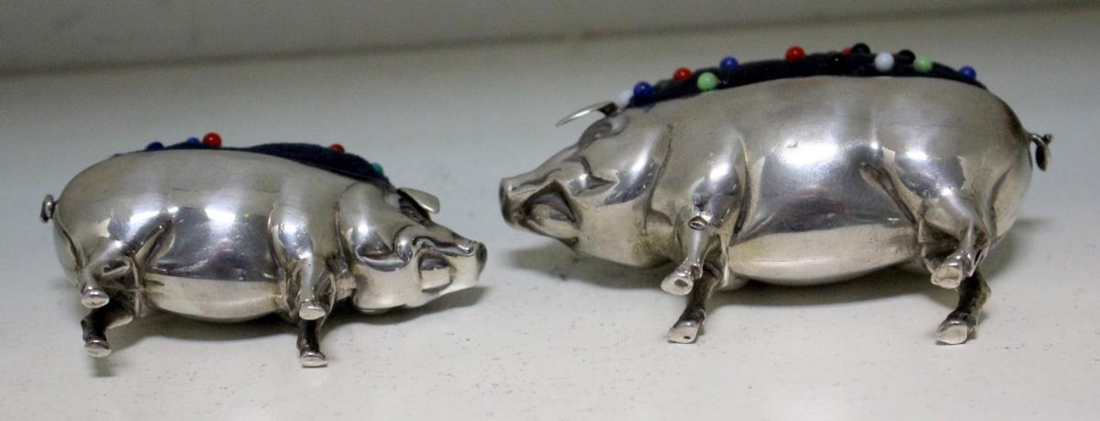Two silver pincushions modelled as pigs, one by S&Co?, Birmingham 1904, 8.2cm long; the other by - Image 5 of 5