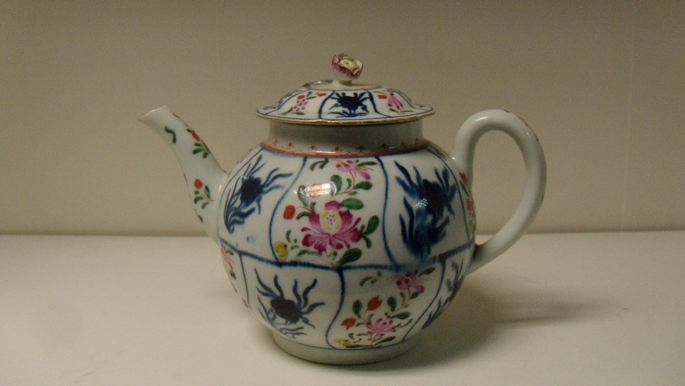 An 18th century English tea pot and cover painted with two rows of alternating sinuous panels of - Image 2 of 4