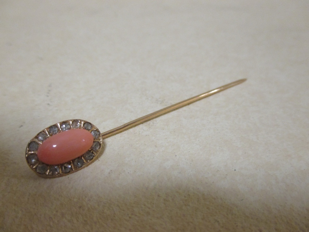 A coral stick pin and small dress ring (2) - Image 3 of 3