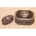 A late 19th/early 20th century French simulated tortoiseshell trinket box, the lid painted with an