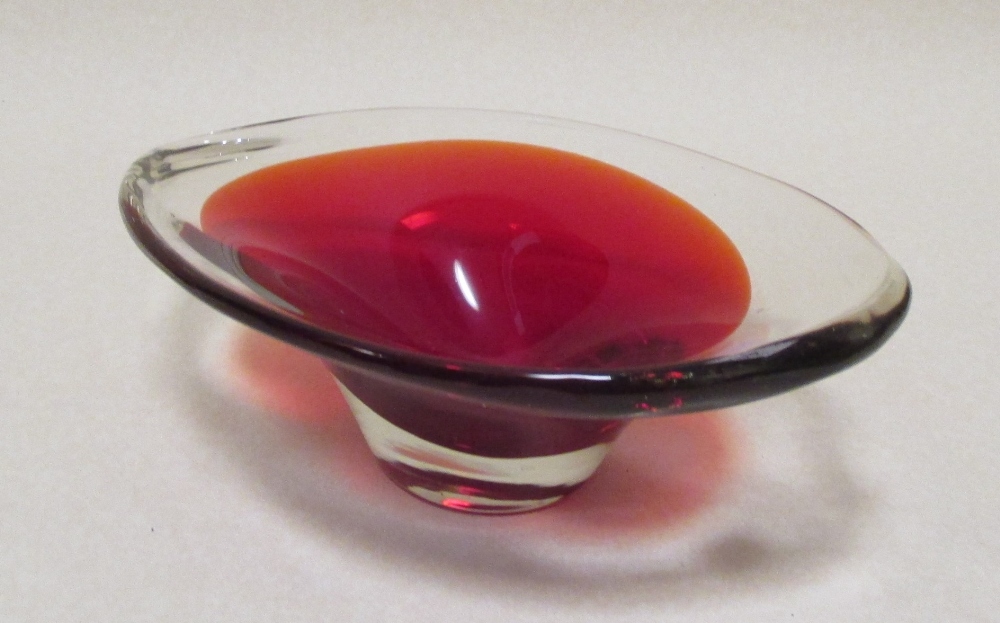 A Murano type art glass dish - Image 2 of 2