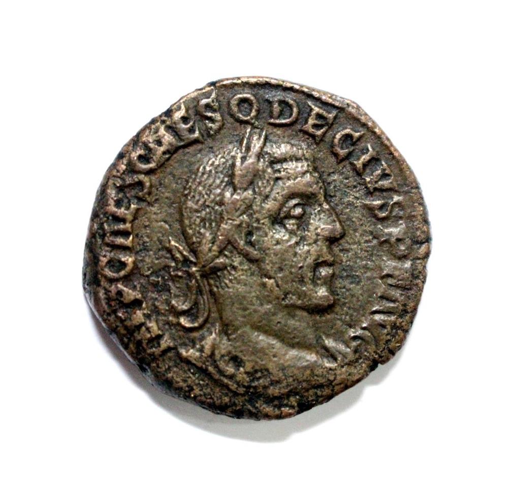 Trajan Decius (249-251AD) Sestertius, obverse laureate draped with legend IMP CAES C MES Q DECIUS PF - Image 2 of 2