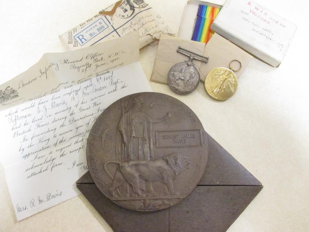 1914-18 medal, Victory medal and Memorial plaque awarded to 8037 Pte Ernest James Davis 13 London