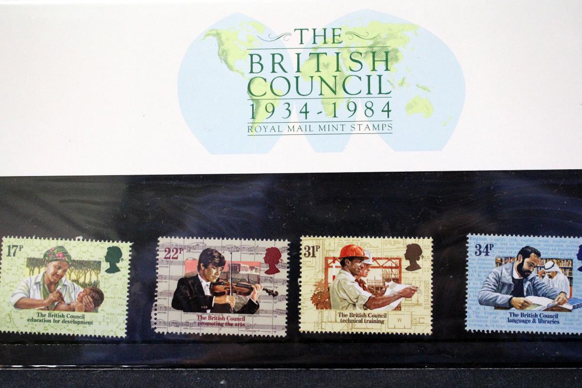 Stamps. Assortment of approximately 50 First Day Covers 1970s and 1980s, and various loose stamps - Image 2 of 5