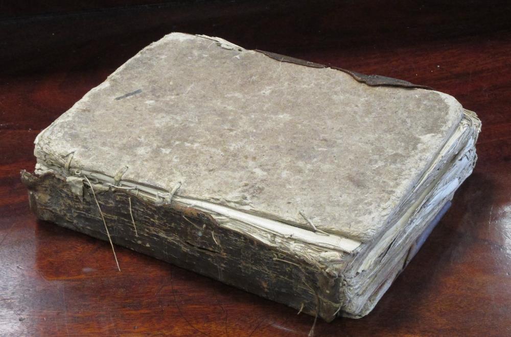 Bible, Christopher Barker 1599, added engraved title (creased), NT title present, Psalms - Image 3 of 4