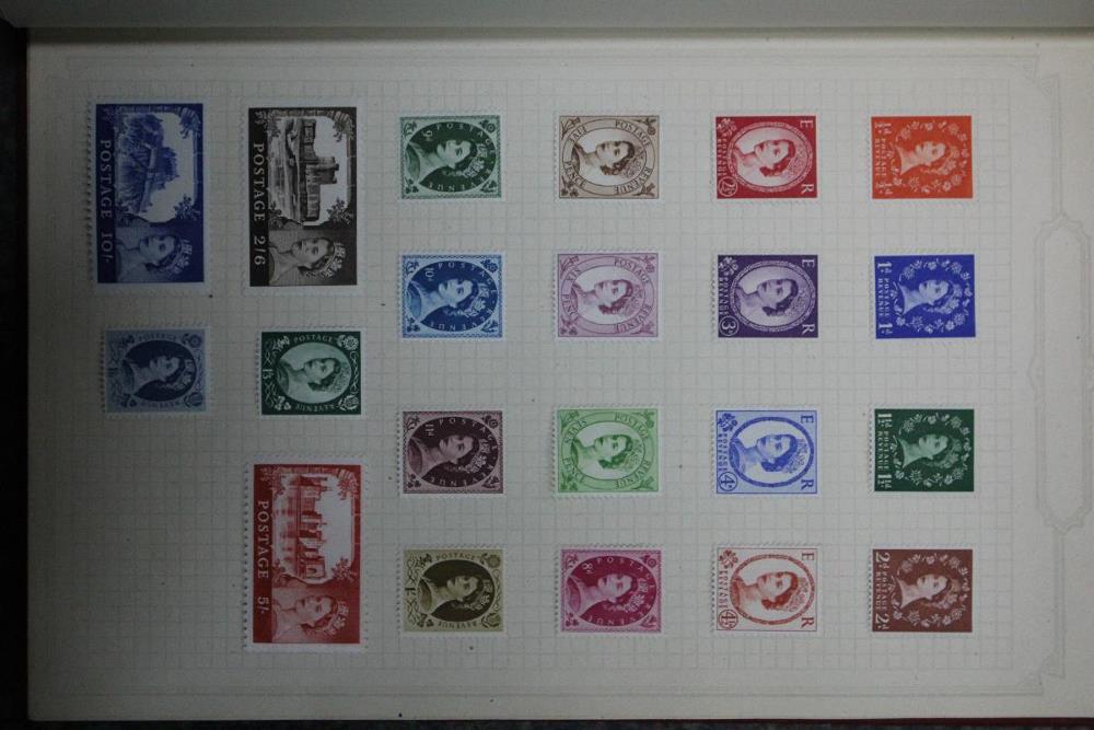 A world collection with FDCs and mint Great Britain pre and post 1970, partly in two albums - Image 4 of 4