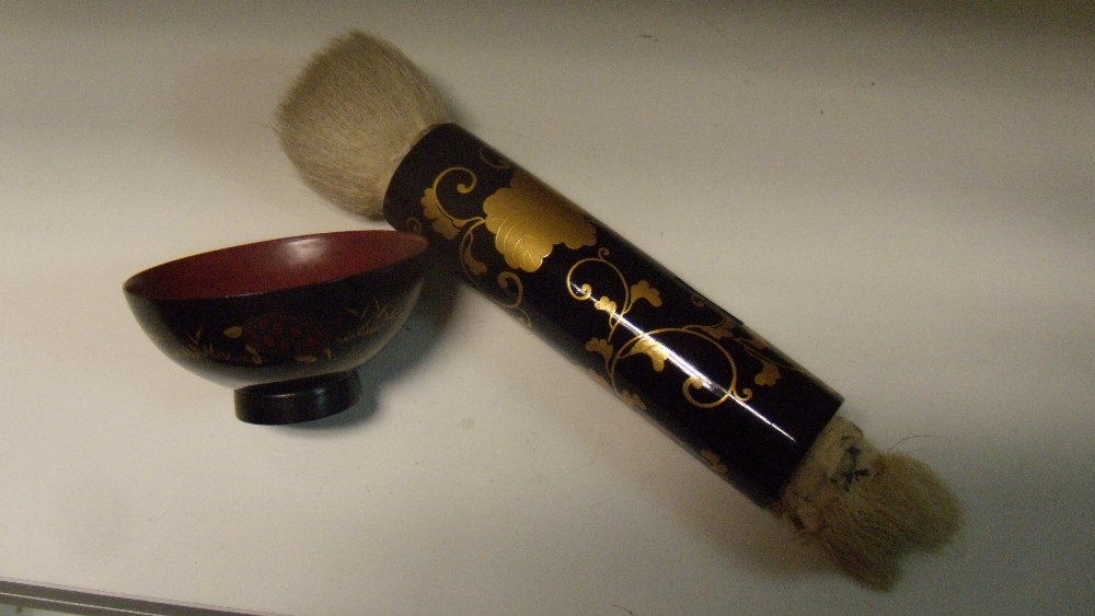A lacquer make up brush and a bowl for tooth black, the black cylindrical handle to the double ended - Image 2 of 2