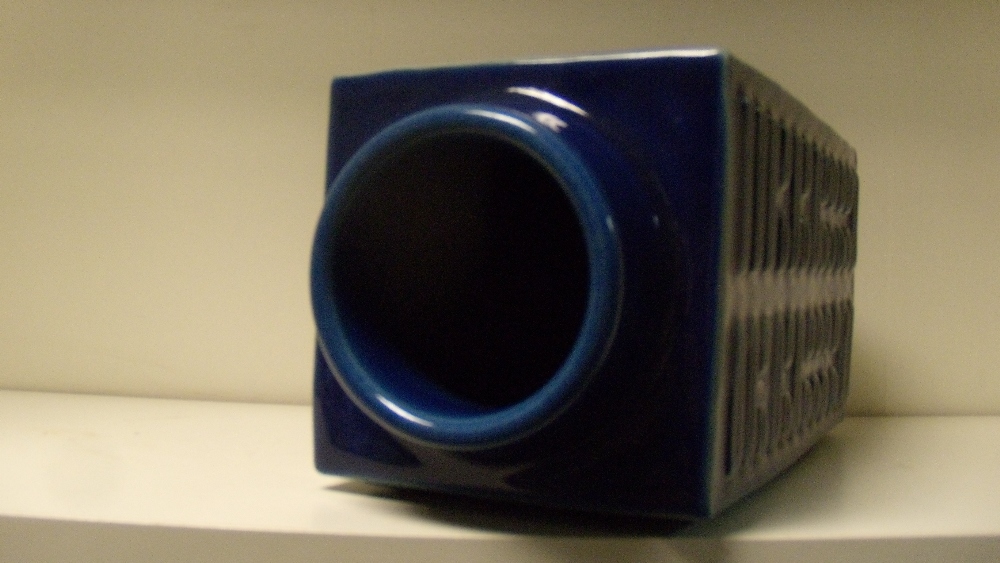 A blue cong shaped vase, the panel sides of the square sectioned shape moulded in relief with - Image 3 of 3