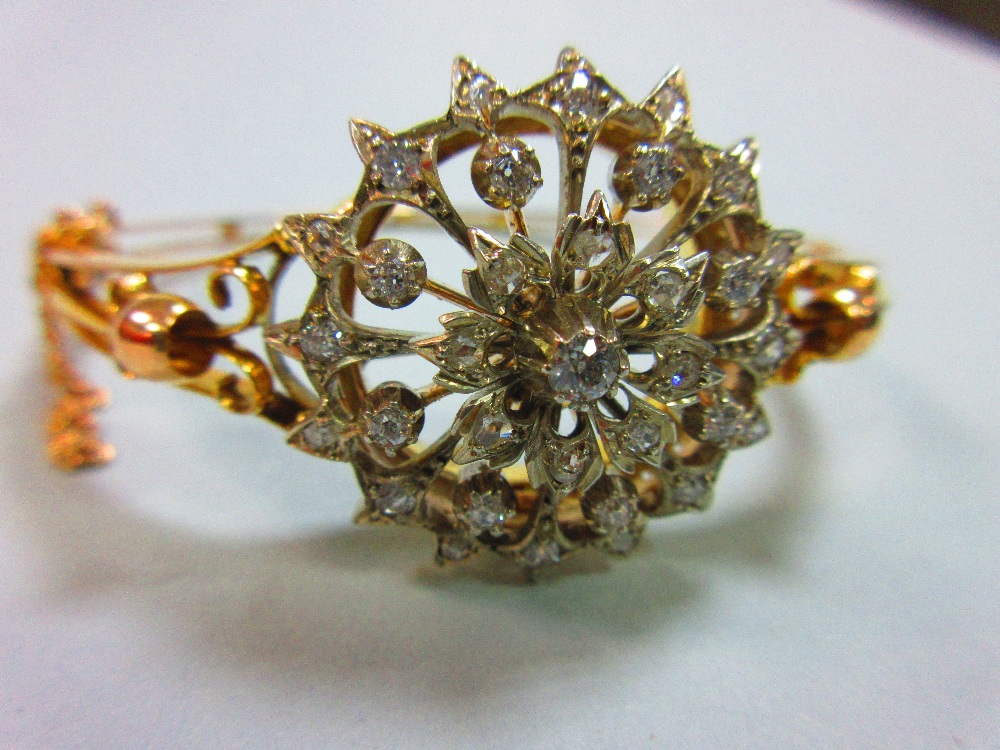 A Victorian diamond set hinged bangle / brooch, the bangle formed by knife-edge bars flaring at - Image 5 of 9