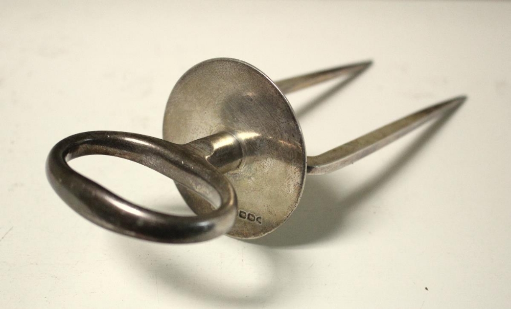 A Victorian silver two pronged ham carving fork, by Henry William Dee, London 1874, plain with - Image 2 of 3