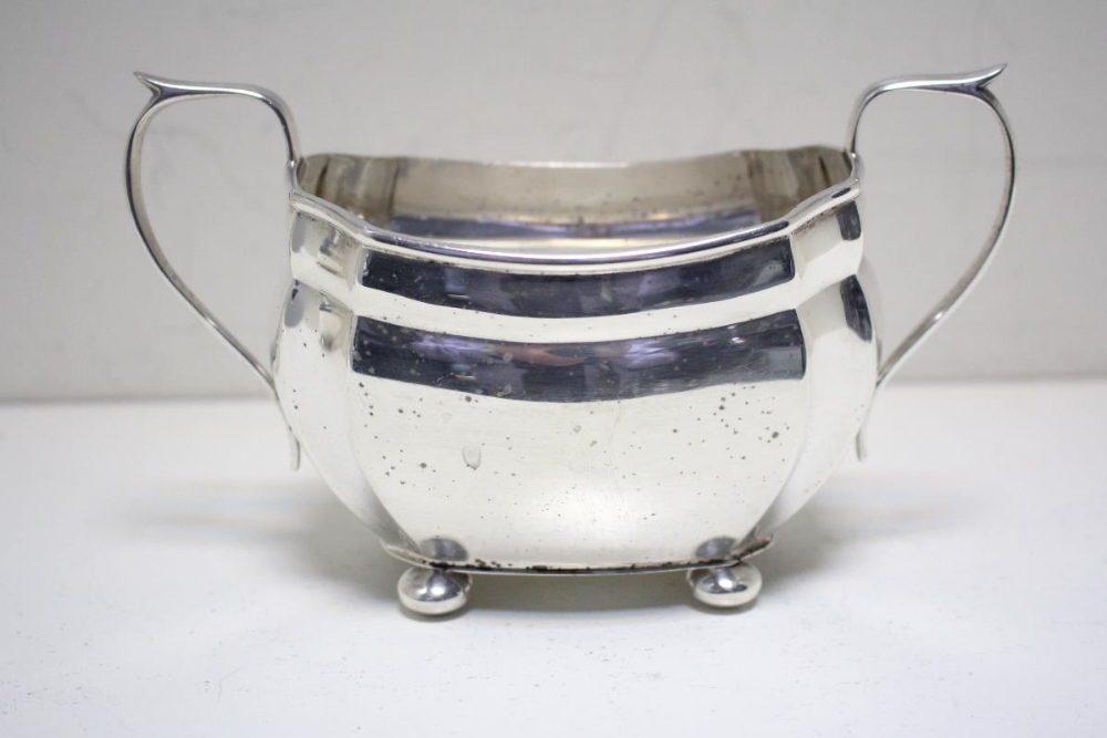 An Edwardian three piece silver teaset, by S Blackensee & Sons, Birmingham and Chester 1930, - Image 6 of 7