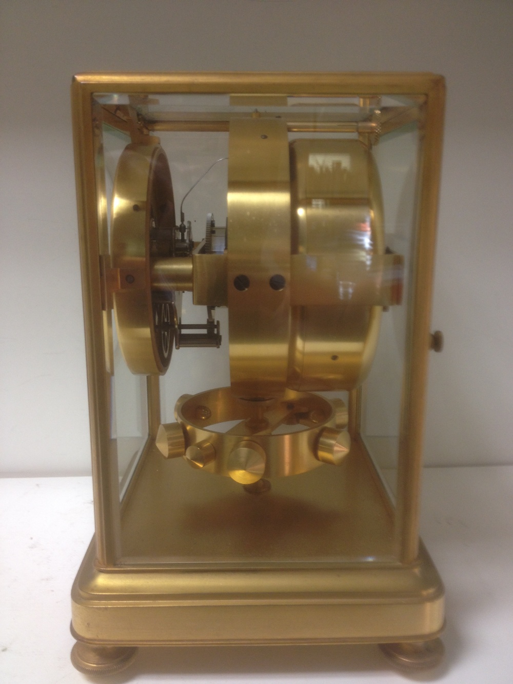 An early Atmos mantle clock by J. L. Reutter, serial no. 123, the bevelled glazed gilt frame case - Image 2 of 4