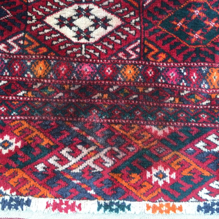 A Russian Tekke 210 x 333cm (82 x 130in) Strong rich colours and good levels of pile - Image 2 of 3