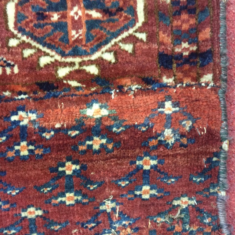 A Tekke Turkman carpet, 281 x 186cm (110 x 73in) Repairs to the corners and one small length of - Image 5 of 7
