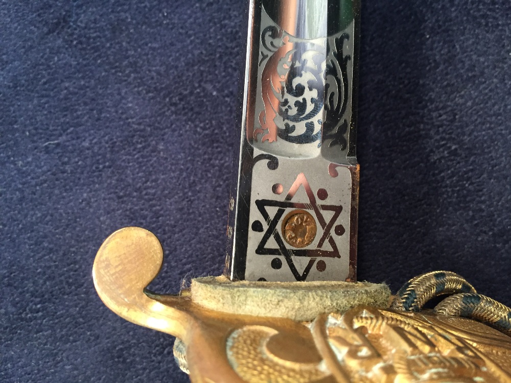 A George V Naval sword by Miller & Sons, London & Southampton, with RNR etched decoration, typical - Image 5 of 7