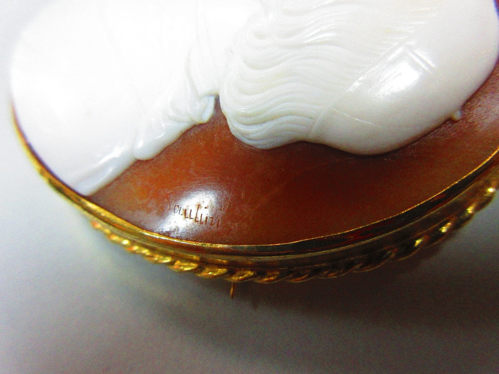 A portrait cameo by Tommaso Saulini, the finely carved shell cameo depicting an unidentified - Image 4 of 7