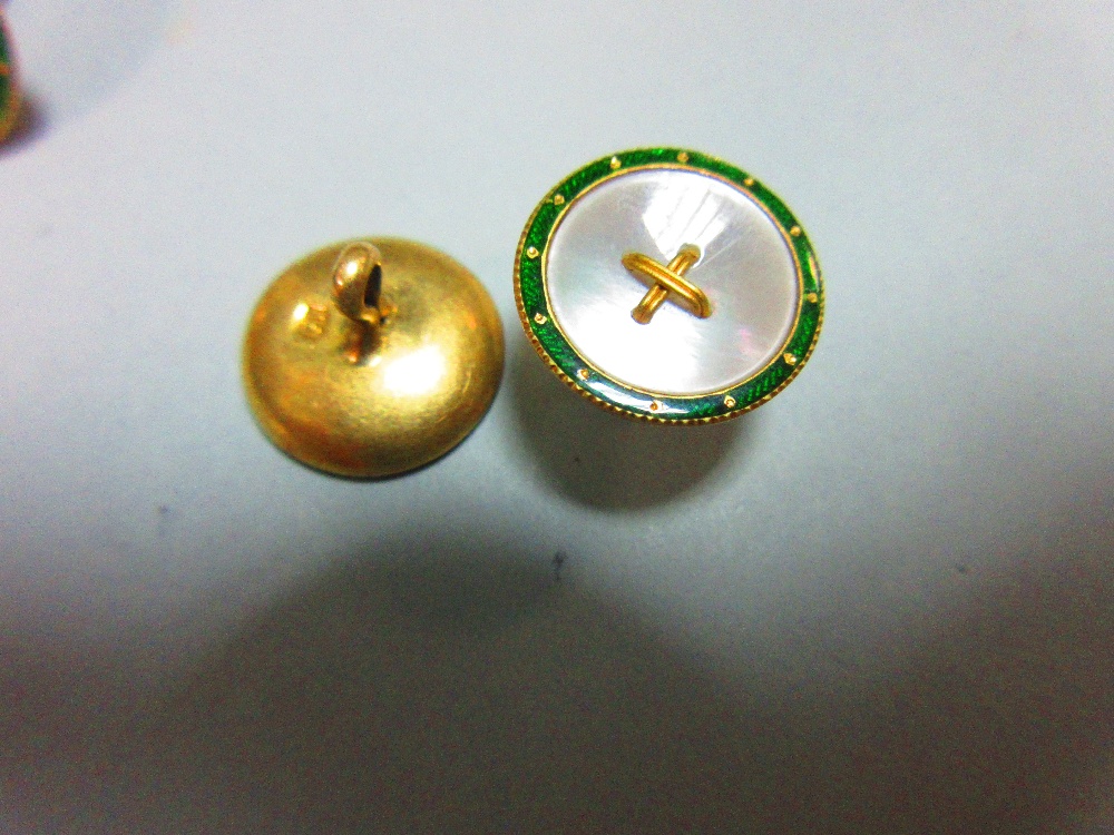 A set of six enamel and mother of pearl dress buttons, each of circular form with a rim of green - Image 2 of 4