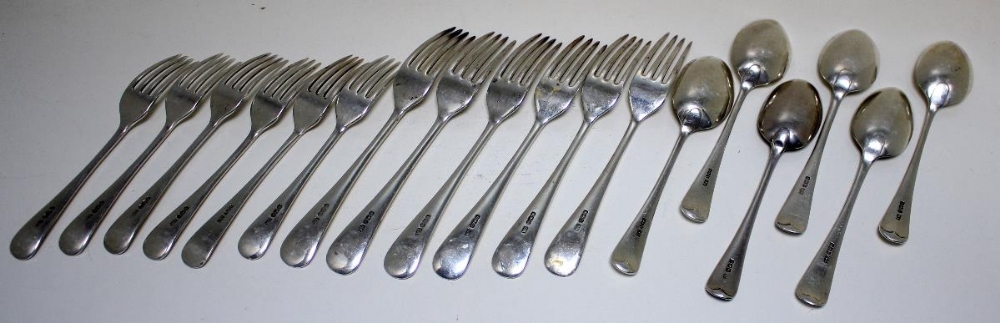 A matched service of silver Old English pattern flatware, comprising:- six table forks by The - Image 2 of 3