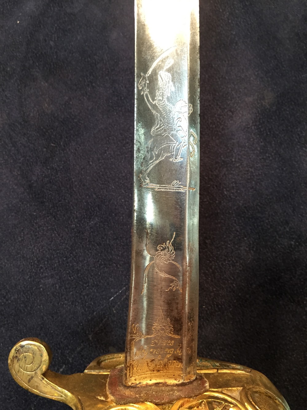 A 19th century German made naval officer's sword, marked for Weyersberg, Solingen, some etched - Image 4 of 6