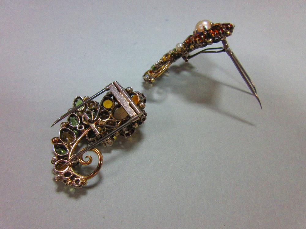 A suite of mid 20th century multi gem set dress clips and earrings believed to be by Dorrie - Image 3 of 3