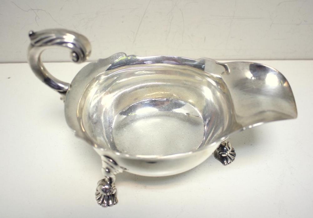 A pair of George II silver sauce boats, by John Swift, London 1741, each of oval shape with cut - Image 4 of 6