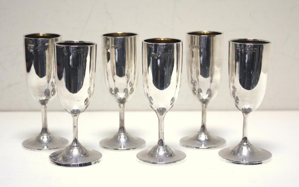 A set of six small silver liqueur goblets, by The Goldsmiths' and Silversmiths' Company, London - Image 2 of 3