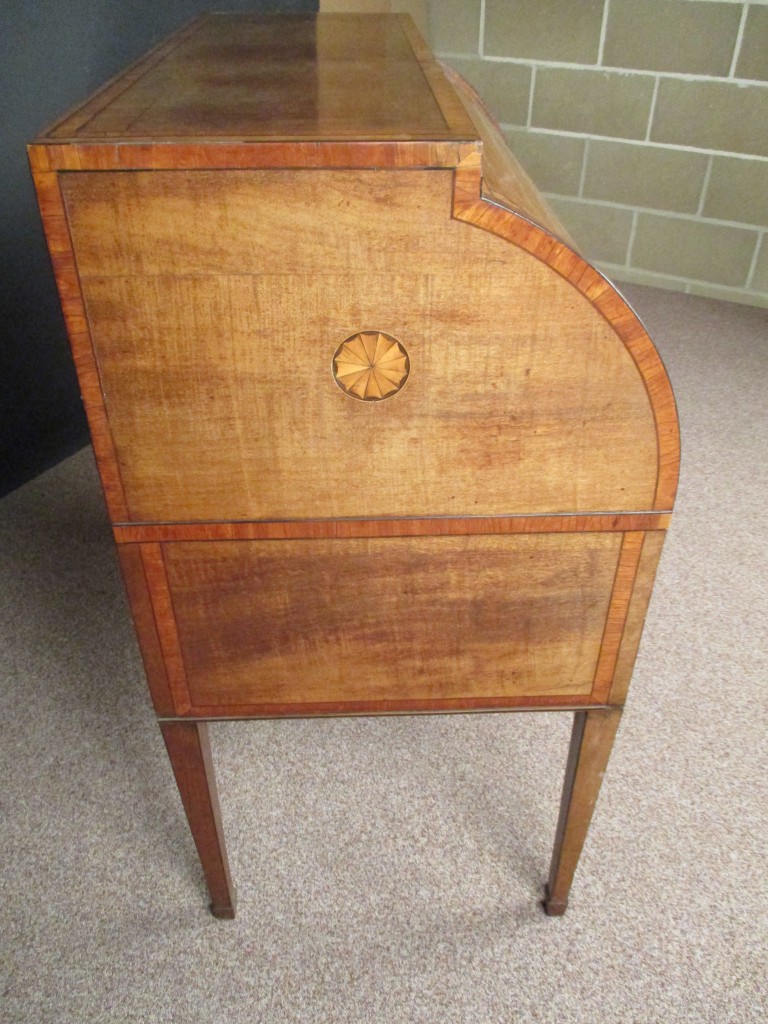 A George III mahogany cylinder bureau, satinwood crossbanded and inlaid with central conch shell and - Image 6 of 6