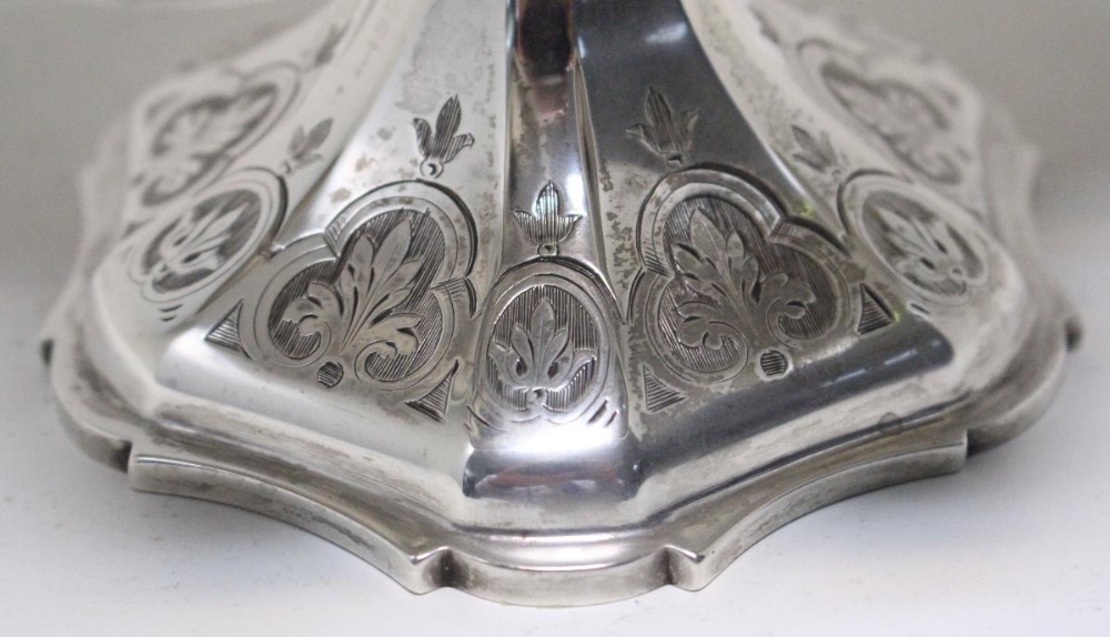 A Victorian silver egg frame, by Edward & John Barnard, London 1862, the hexagonal foot engraved - Image 3 of 7